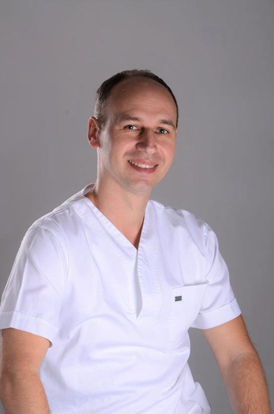dr Vladimir Nikolić Stomatološka Poliklinika